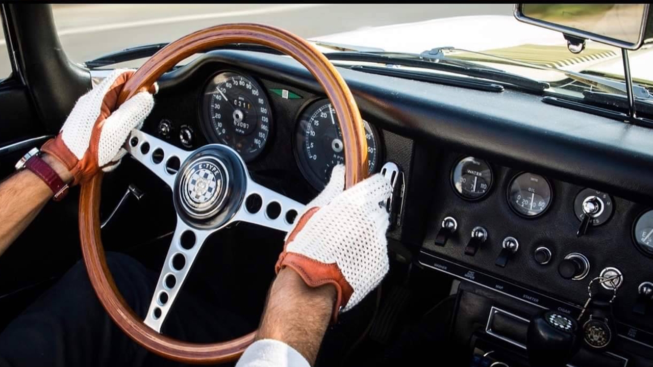 จับถูกแล้ว หมุนพวงมาลัยยังไงให้ถูกต้อง? 