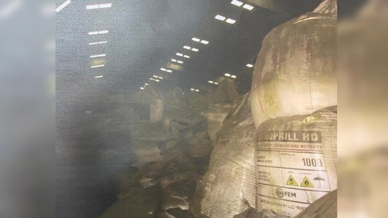 ผงะ อ้างเลบานอนประมาท เก็บแอมโมเนียมไนเตรท สภาพนี้ ในโกดังมีประทัดด้วย