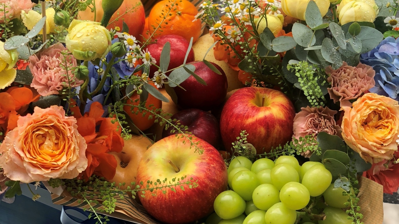 กระเช้าปีใหม่กับความหมายดอกไม้ส่งความสุข