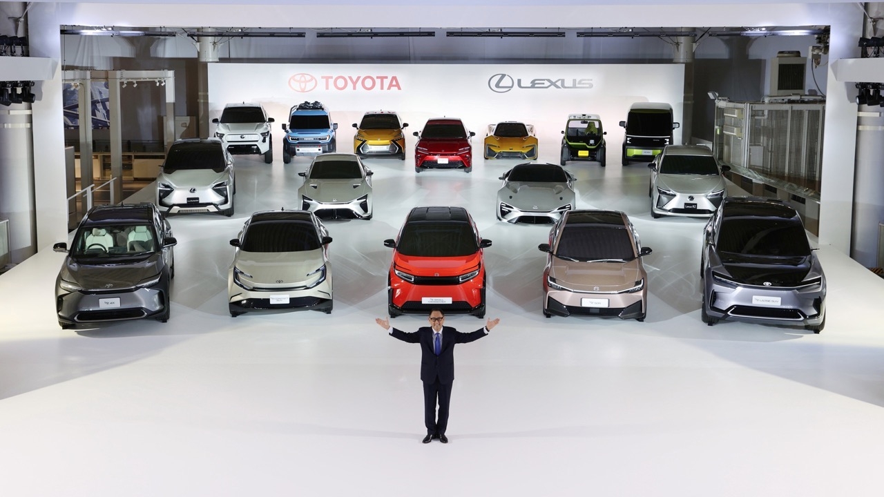 เต็มเหนี่ยว! TOYOTA ประกาศความพร้อมผลิตยานยนต์พลังงานไฟฟ้า 30 รุ่นในปี 2030 