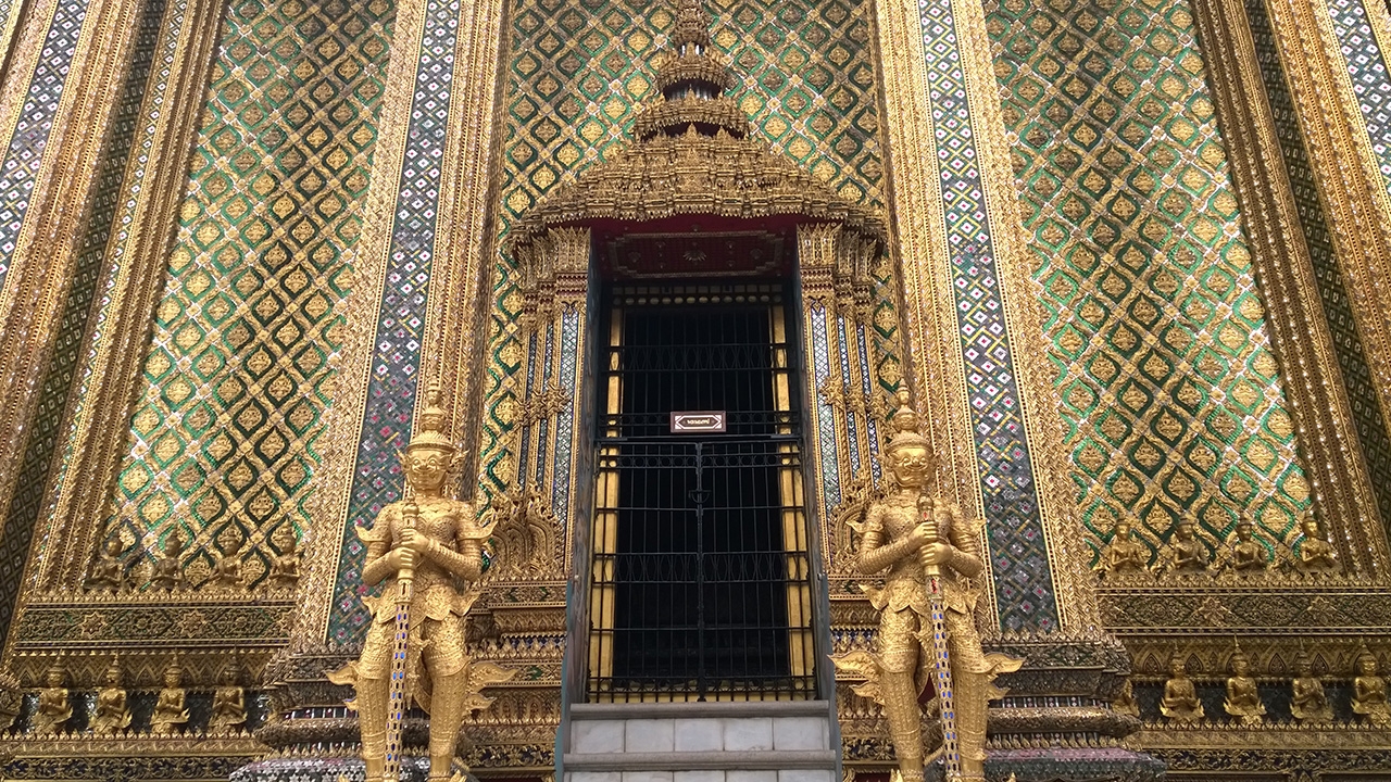 ประวัติรัตนโกสินทร์ 240 ปี พร้อมพิกัดไหว้พระ 9 วัดเสริมมงคล