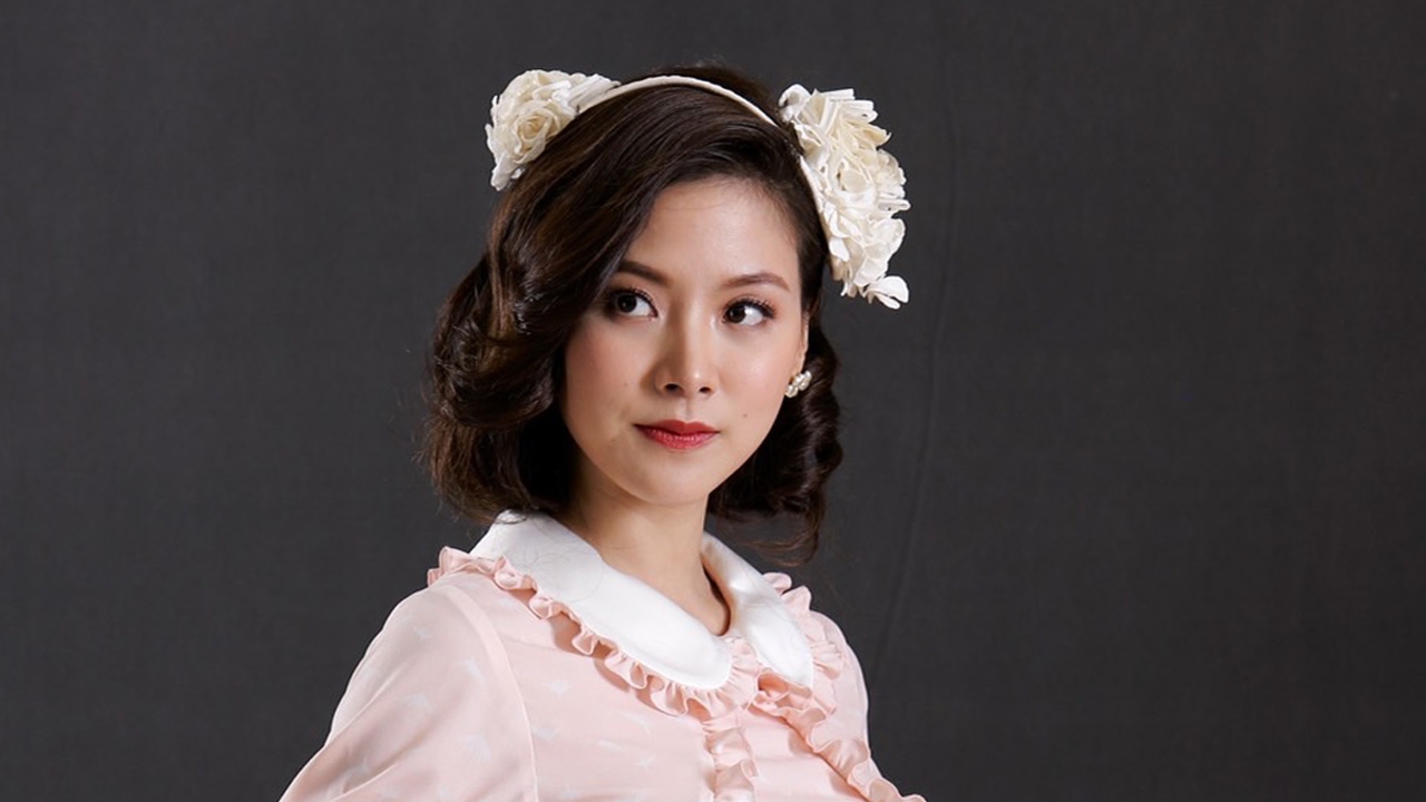 ส่องเทรนด์แฟชั่น "งาม" ในละคร “สร้อยสะบันงา” ออร่าสะดุดตา ลุคไหนก็เอาอยู่