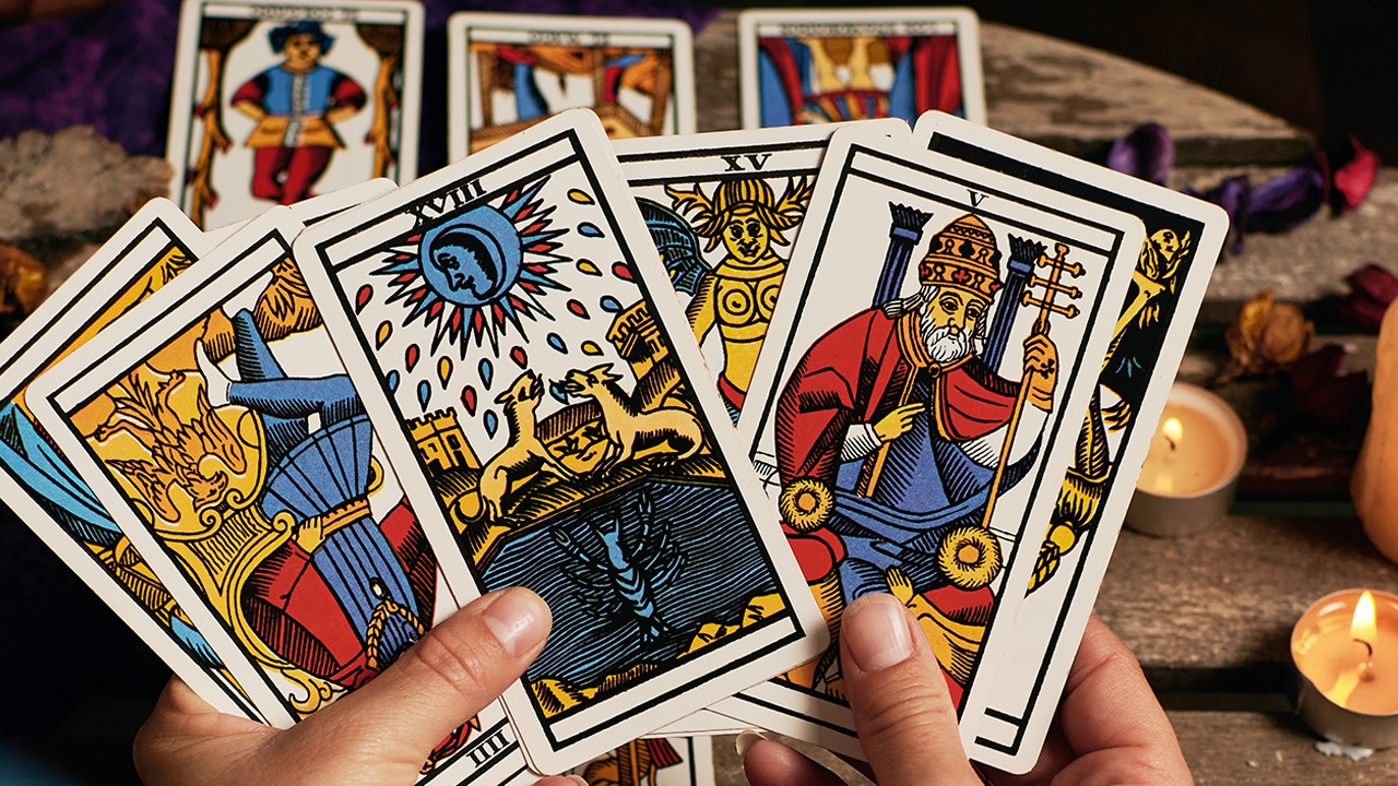 ดูดวงไพ่ยิปซี รายปักษ์ 1-15 มิถุนายน 2565 การเงิน การงาน ความรัก ครบทั้ง 12 ราศี