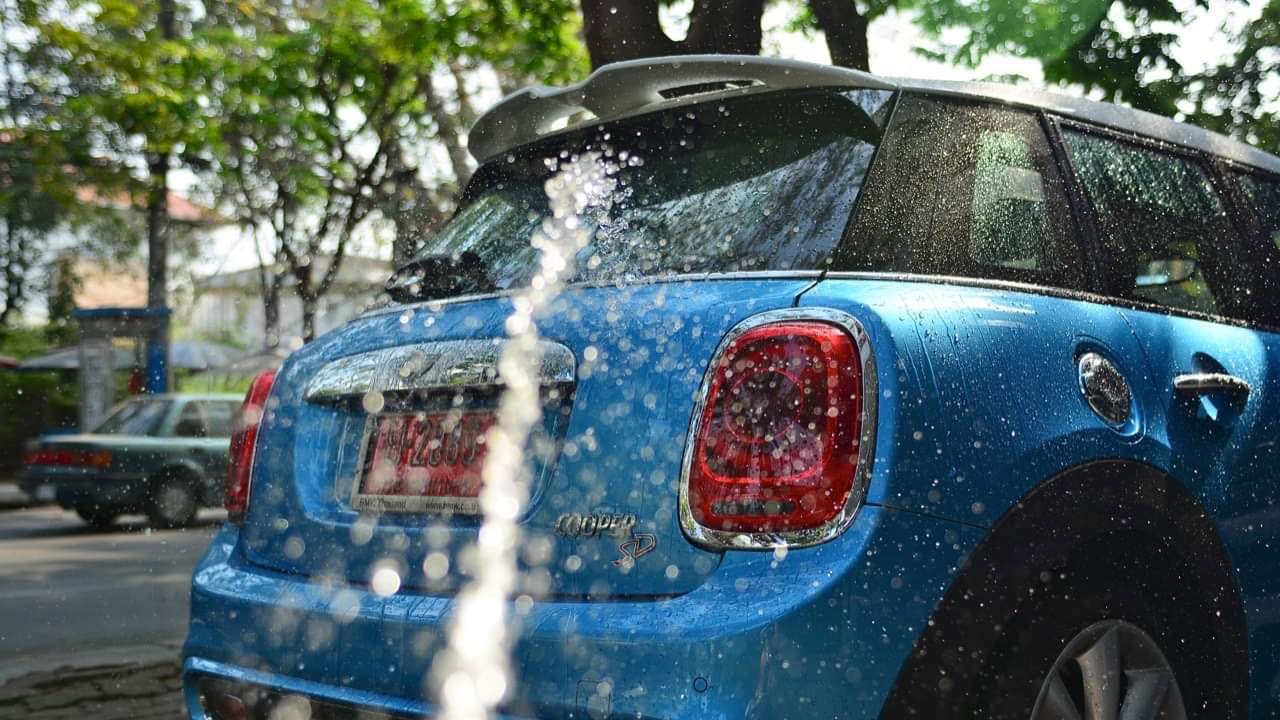 แค่จะล้างยังยุ่ง มือใหม่ ล้างรถยังไง ให้ถูกวิธี!! 