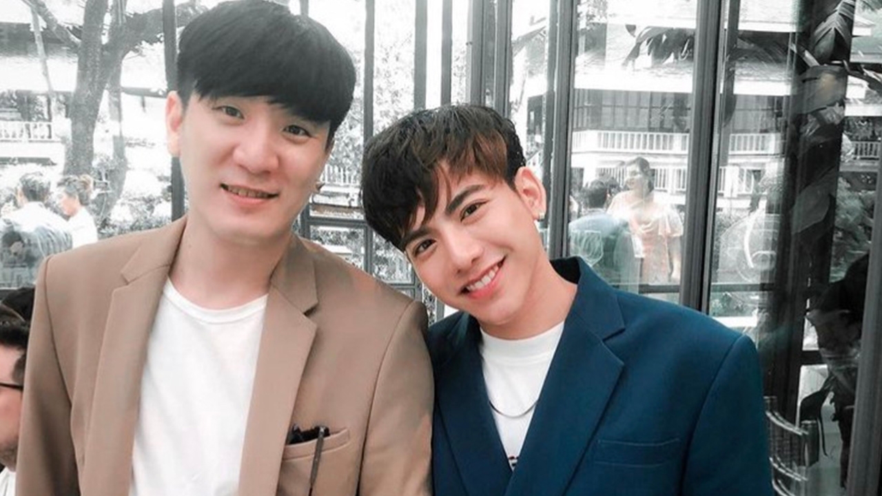 โลกเป็นสีชมพู ต้น ธนษิต เปิดตัวแฟนหนุ่มหน้าตี๋ ฉลองครบรอบ 3 ปี