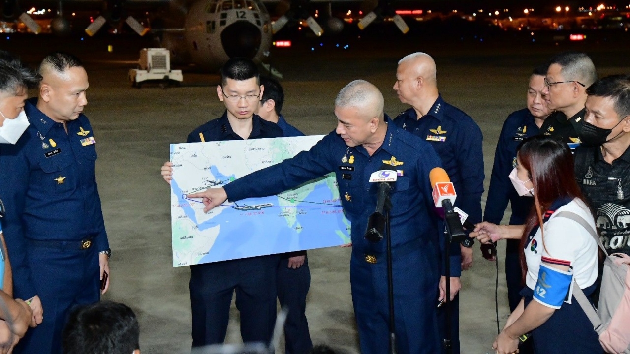 ผบ.ทอ. ให้กำลังใจ จนท.ปฏิบัติงาน บินรับคนไทยในซูดานกลับสู่มาตุภูมิ