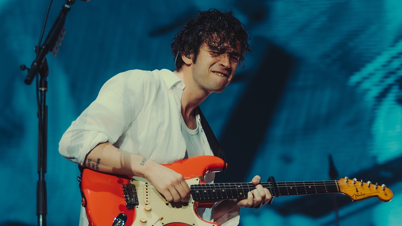 รีวิว The 1975 คอนเสิร์ตครั้งที่ 3 ในไทย และพัฒนาการดนตรีที่ไม่หยุดนิ่ง