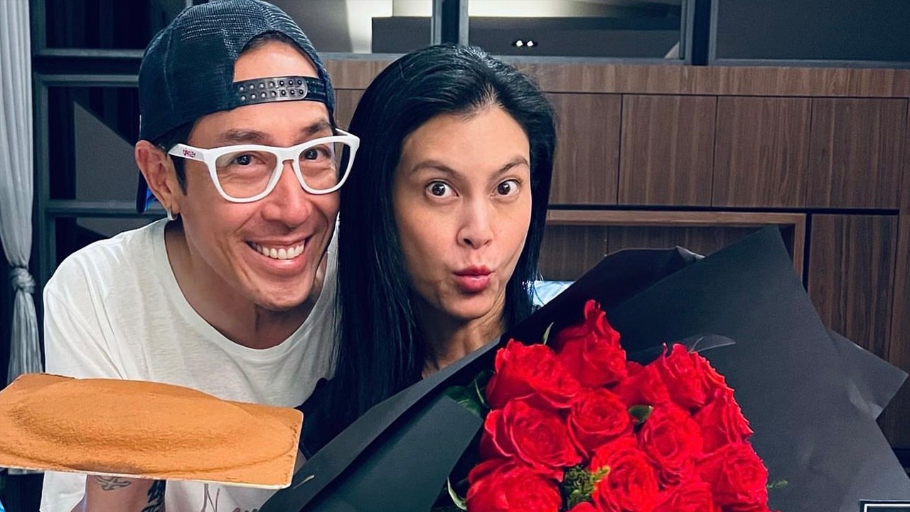 โมเมนต์ที่รอคอย เจ เจตริน โผล่เมนต์รัวๆ คุยกับ ปิ่น เก็จมณี ทำโซเชียลฮือฮา 