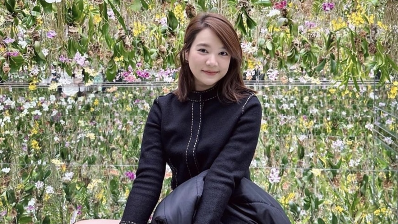 ทำความรู้จัก เซน เมจกา ผู้ประกาศข่าวสาวคนเก่ง หวานใจ ต้น อาชว์ 