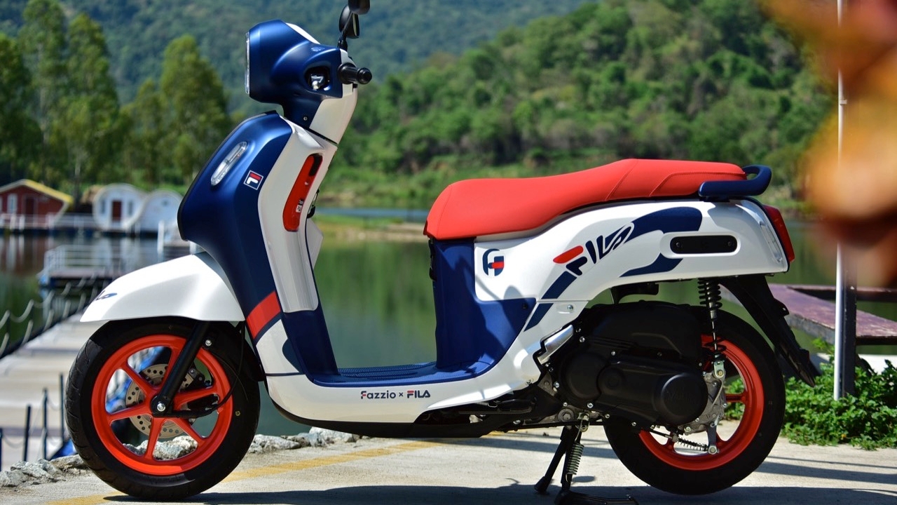 จักรยานยนต์ออโตเมติกราคาประหยัด YAMAHA FAZZIO X FILA Limited Edition