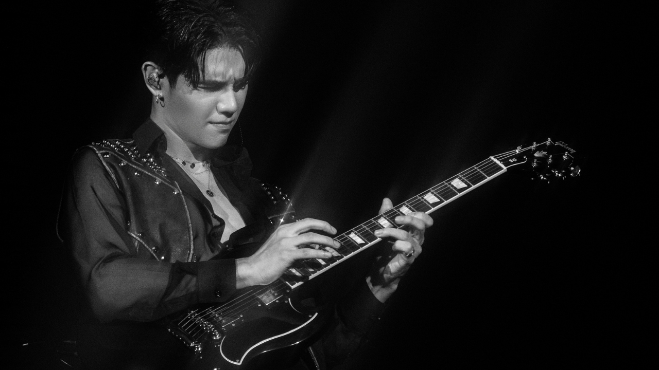 ยืนหนึ่ง จึ้งจริง เจฟ ซาเตอร์ จัดเต็มโชว์พิเศษ ทำแฟนเพลงสุดประทับใจ