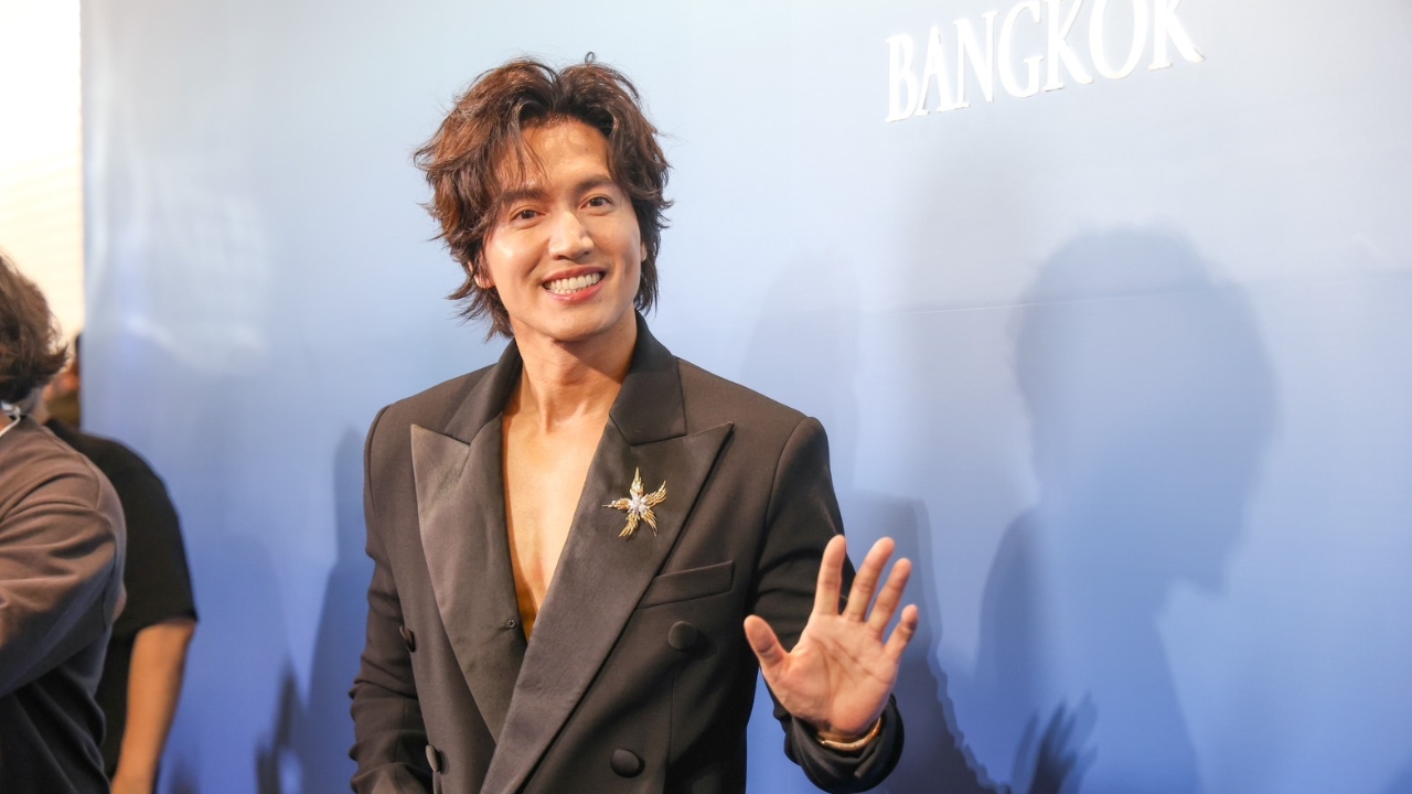 เจอร์รี่ F4 ทำพารากอนแตก ผ่านมาหลายปี ความหล่อยังเป๊ะ ความฮอตยังปัง 