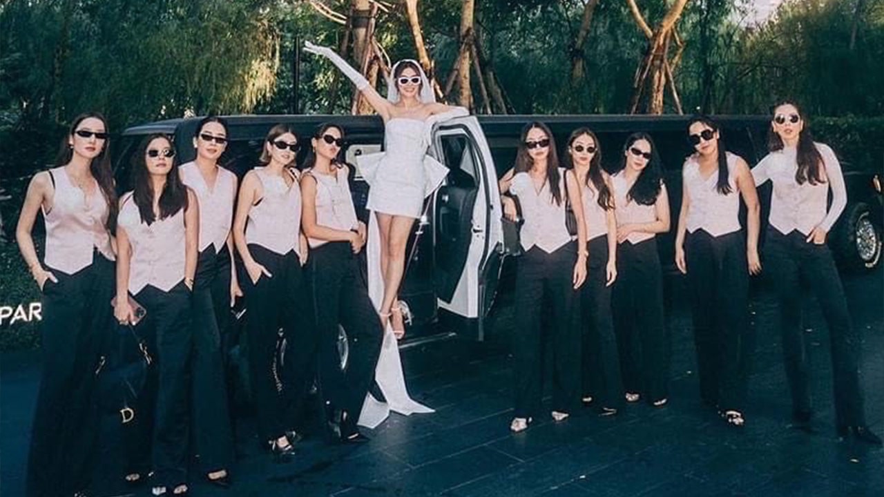 รู้คำตอบแล้ว ใครผู้อยู่เบื้องหลังความปัง คิมเบอร์ลี่ ในลุคเริดวันปาร์ตี้สละโสด