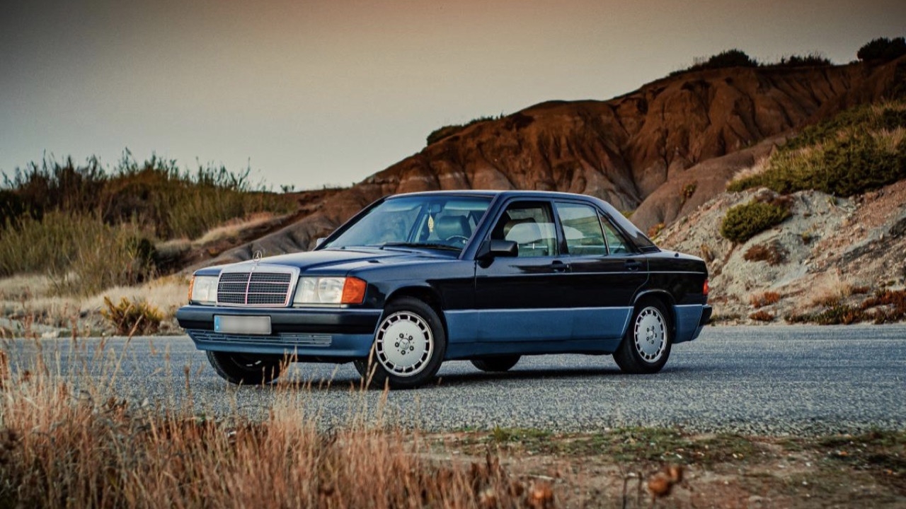 Baby-Benz 190E รถเล็กมีของ ความคลาสสิกที่ยังโลดแล่นได้ แต่โค้งสุดท้ายแล้วนะ