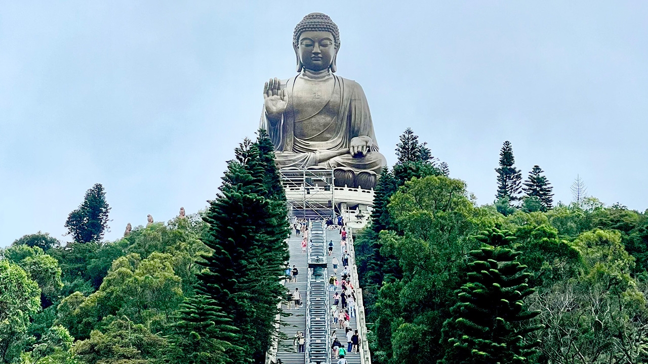 วัดพระใหญ่ นองปิง ฮ่องกง คาถา วิธีไหว้ เคล็ดลับมูเตลูให้รวย ปัง   