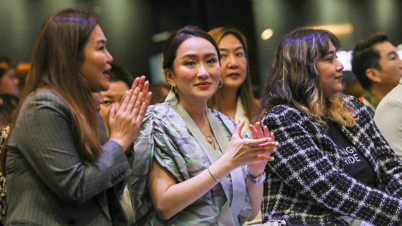 อิ๊งค์ แพทองธาร ร่วมชมแฟชั่น LGBTQ ปลุกซอฟต์พาวเวอร์ของประเทศ