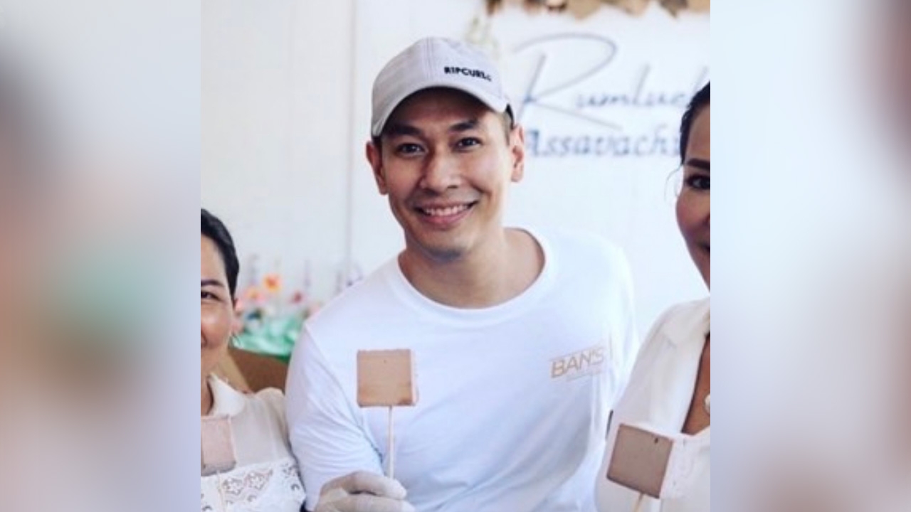 เปิดภาพล่าสุดของ อ๋อม อรรคพันธ์ หลังป่วยมะเร็ง หน้าตาสดใสดูแข็งแรงขึ้นมาก