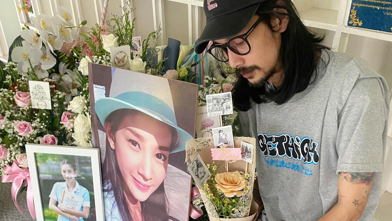 เบิร์ด ไม่เคยลืม หอบดอกไม้พร้อมเค้กวันเกิดไปให้หน้าอัฐิ แตงโม นิดา