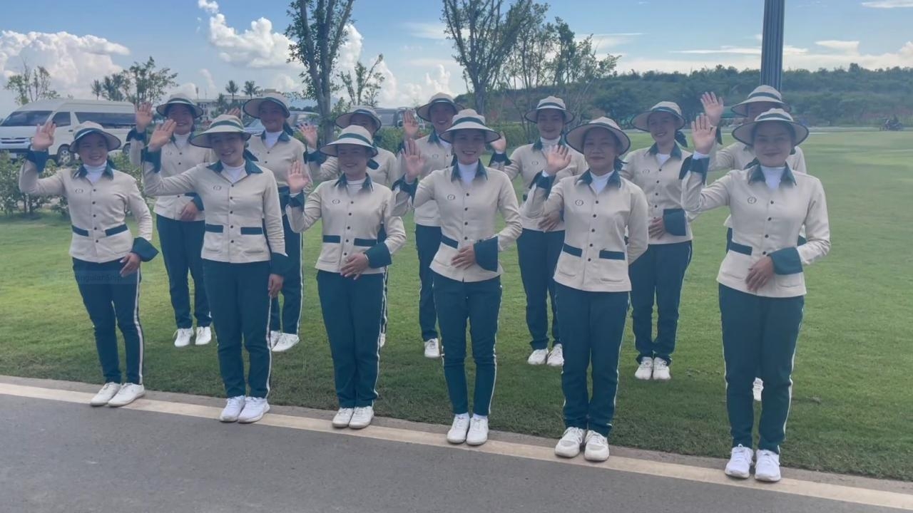 โอกาสอาชีพใหม่ แคดดี้สนามกอล์ฟที่สามเหลี่ยมทองคำ สาวๆแห่สมัครหวังรายได้หลักแสน