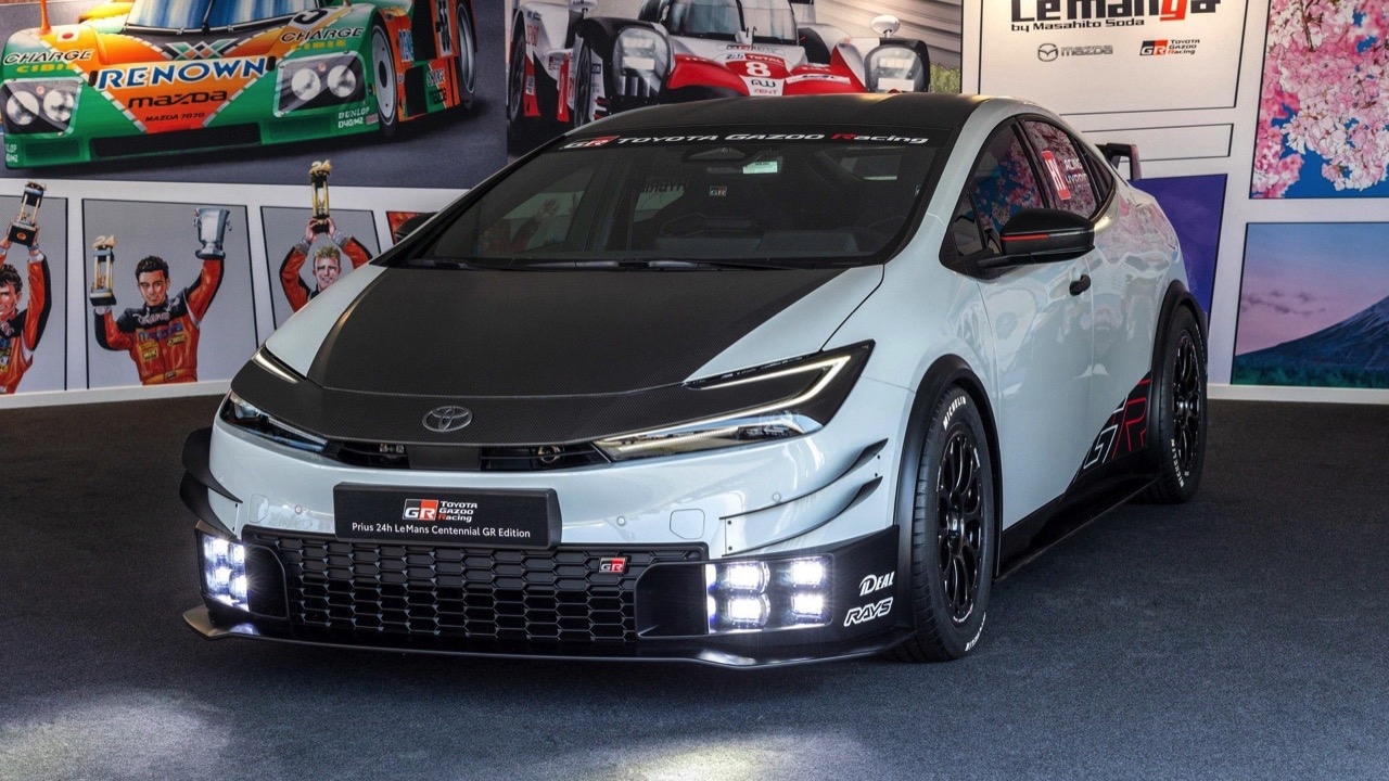ภาพคันจริง Toyota Prius GR Endurance Race
