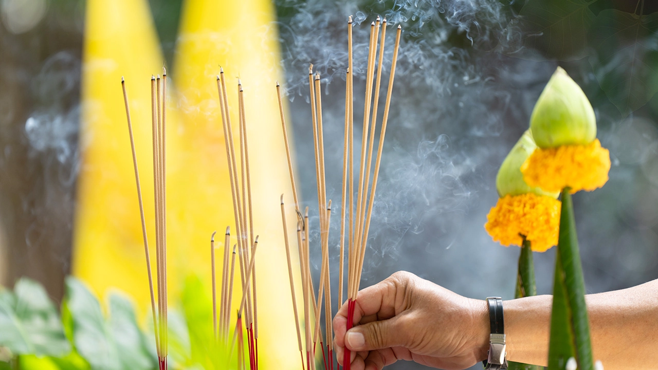 เคล็ดลับเสริมดวง เมษายน 2567 จากร้ายกลายเป็นดี รวยจัดเต็มงวดนี้