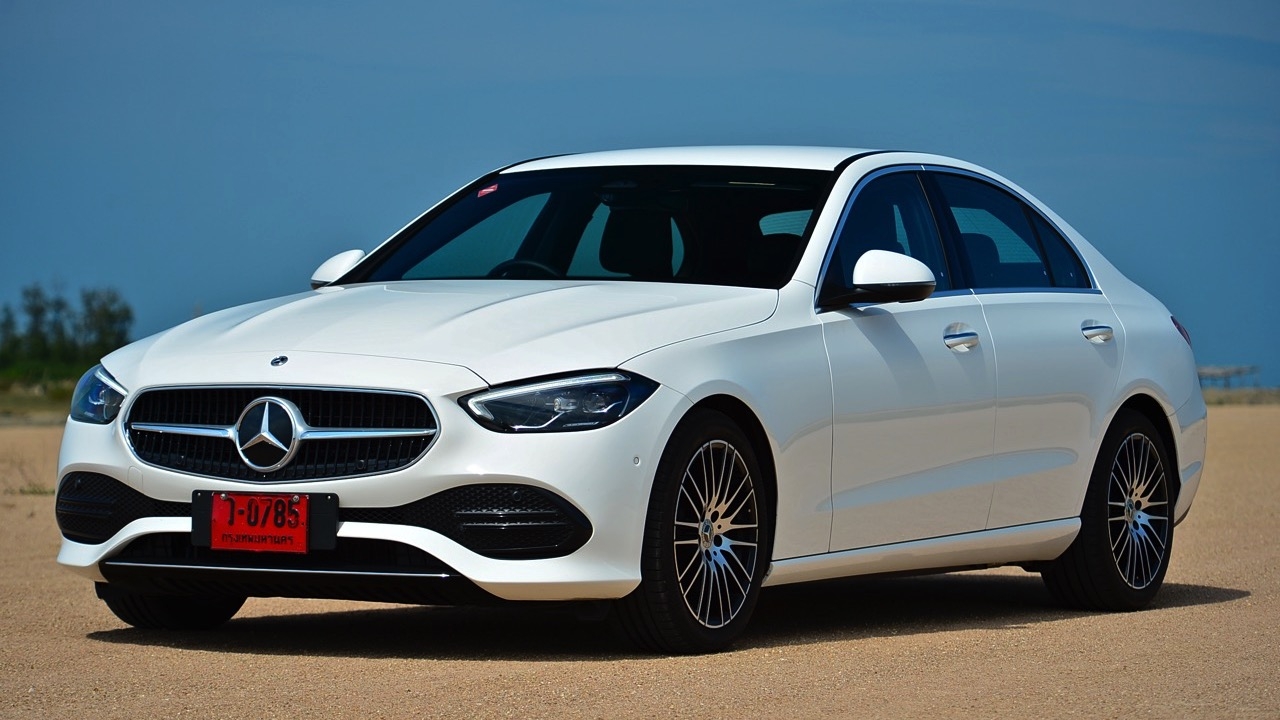 ราคาดีงาม มาแล้วโปรมอเตอร์โชว์  Mercedes-Benz C220d Avantgarde W206