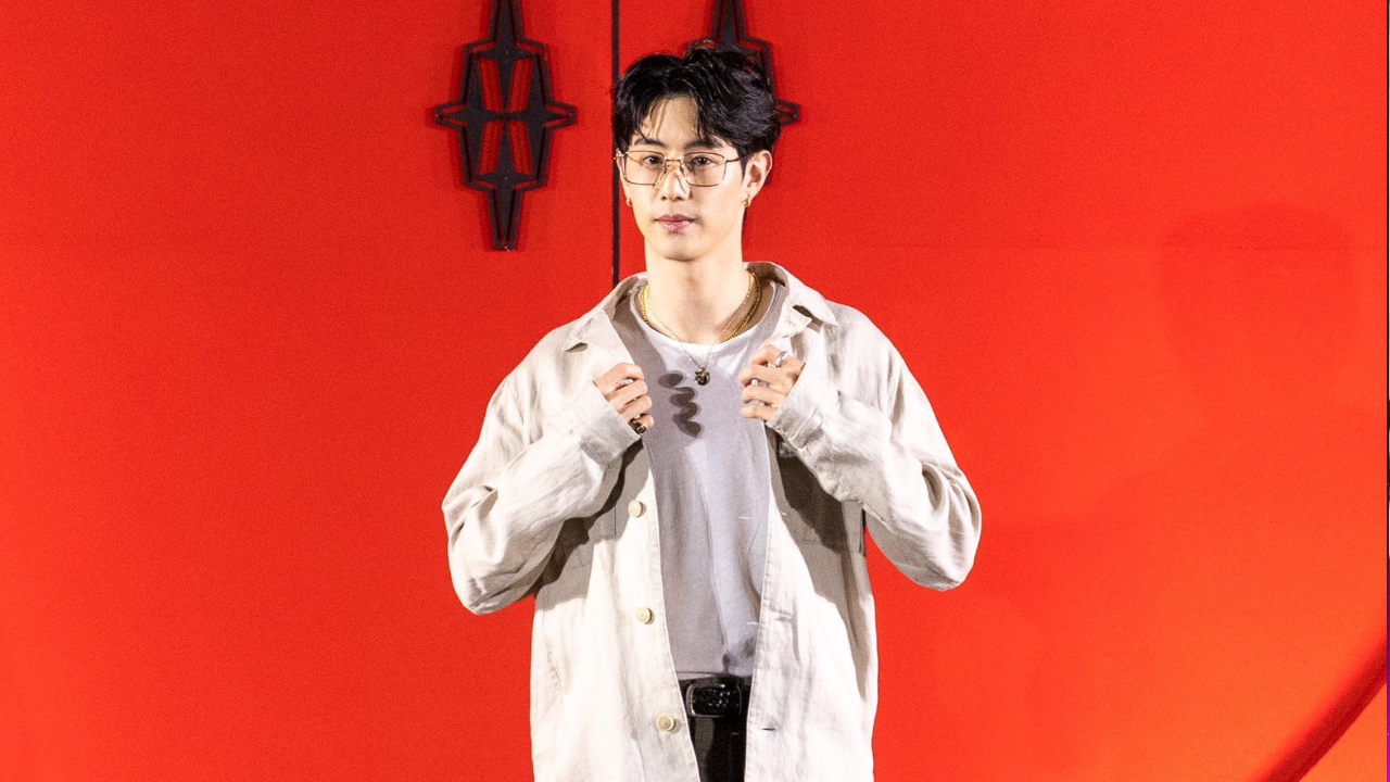 มาร์ค ต้วน ทำอากาเซ่แทบวูบ ลุคนี้หล่อสะบัด พร้อมแจกความฟินให้ผู้โชคดี