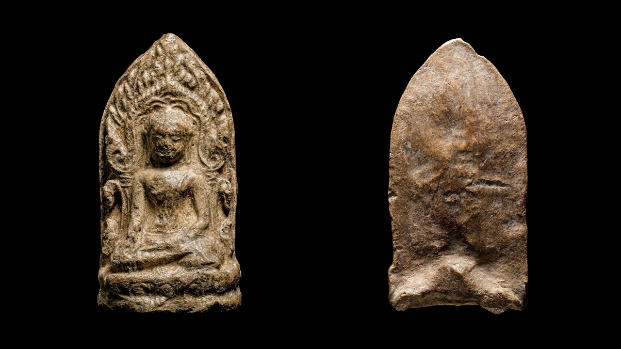 พระลือโขง กรุสันกู่เหล็ก ถูกพบปี พ.ศ. 2523 มีองค์สมบูรณ์เพียง 80 องค์เท่านั้น