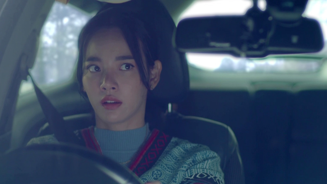 “วาววา” ช็อก เจอ “ยุ้ย” ห้อยหัวหน้ารถ ตอกย้ำความเฮี้ยน ใน “เล่ห์ลุนตยา”