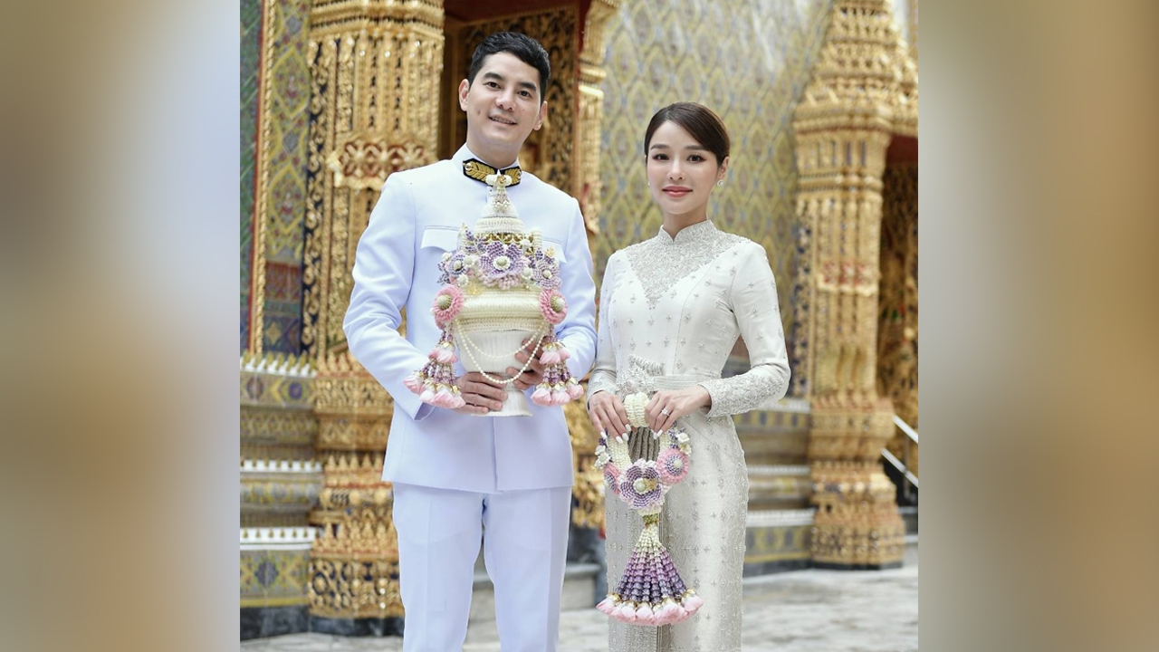 มงคลชีวิตคู่ แอร์-ไอซ์ เข้าเฝ้าสมเด็จพระสังฆราช ขอประทานพร-รับน้ำพระพุทธมนต์