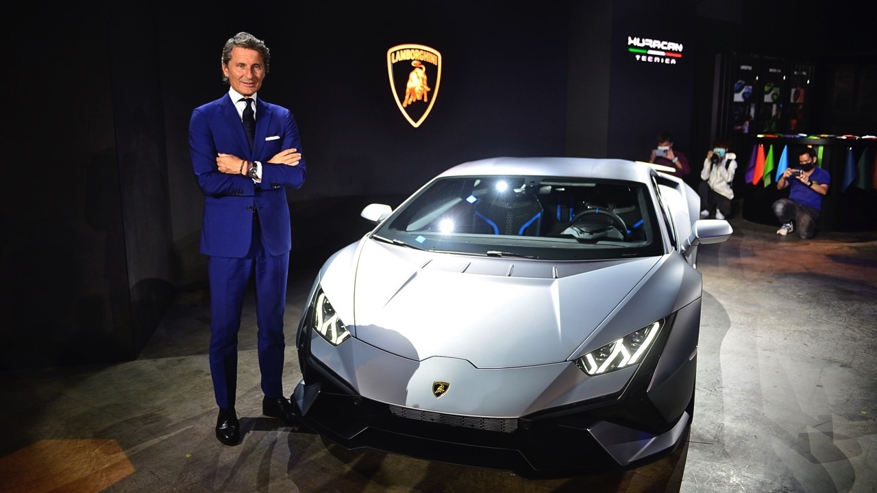 นายใหญ่มาเอง! Lamborghini เปิดตัวซุปเปอร์คาร์รุ่นใหม่ Huracán Tecnica 2022