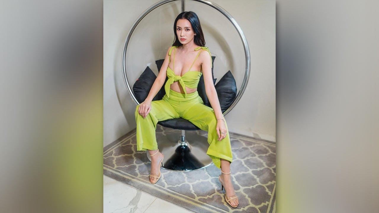 เบนซ์ ปุณยาพร อวดความเซ็กซี่ งานนี้แซ่บมากแต่อย่าซูม 