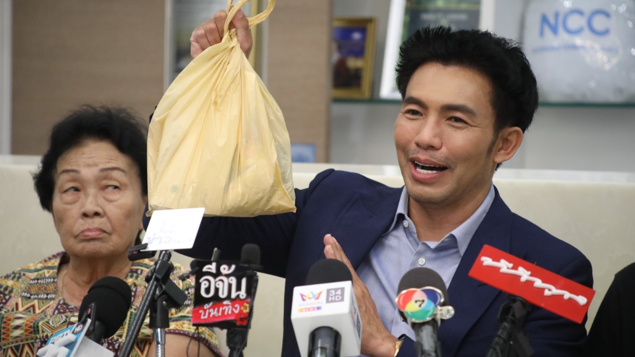 เปิดถุงยังชีพ หมอสอง พกอะไรบ้างของใช้ 6 สิ่ง ประทังชีวิตตอนโดนลักพาตัว