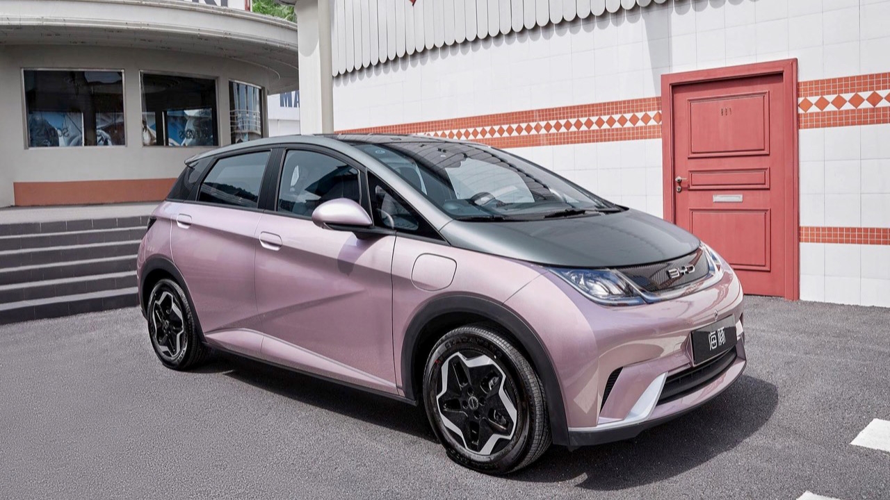 รถยนต์ไฟฟ้า BYD DOLPHIN โลมาสุดน่ารัก โผล่โชว์โฉมในงาน Motor Expo 2022