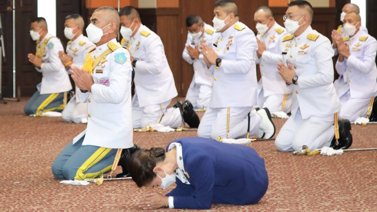 4 เหล่าทัพ-สป.-กอ.รมน. จัดกิจกรรมน้อมรำลึก ในหลวง ร.9 และวันพ่อแห่งชาติ