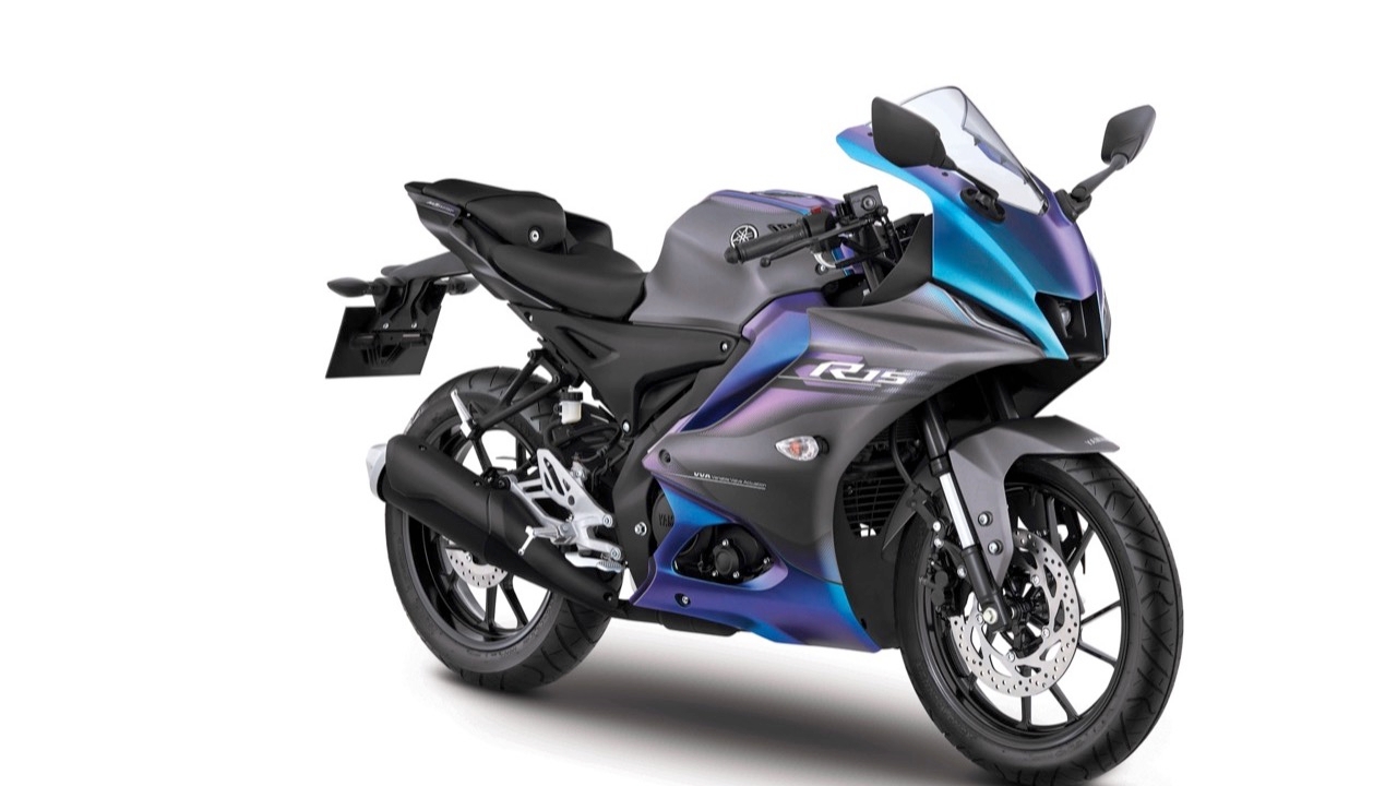 ราคาน่ารัก! Yamaha New R15 Connected สีใหม่นะจ๊ะ 