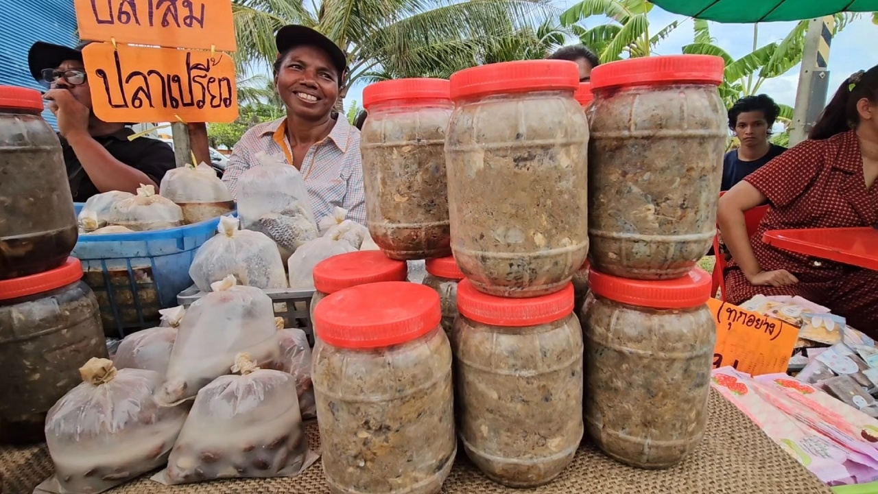 เปิดสูตร "เคยปลา" เมนูพื้นที่เมืองคอน สูตรป้าจิตรทำรายได้ดีขาย กก.ละ 150 บาท