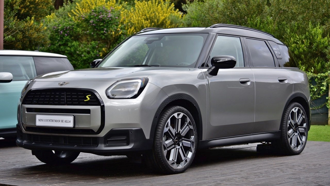 ใหญ่สะใจวิ่งไกล 430 กิโลเมตร MINI NEW COUNTRYMAN SE ALL4