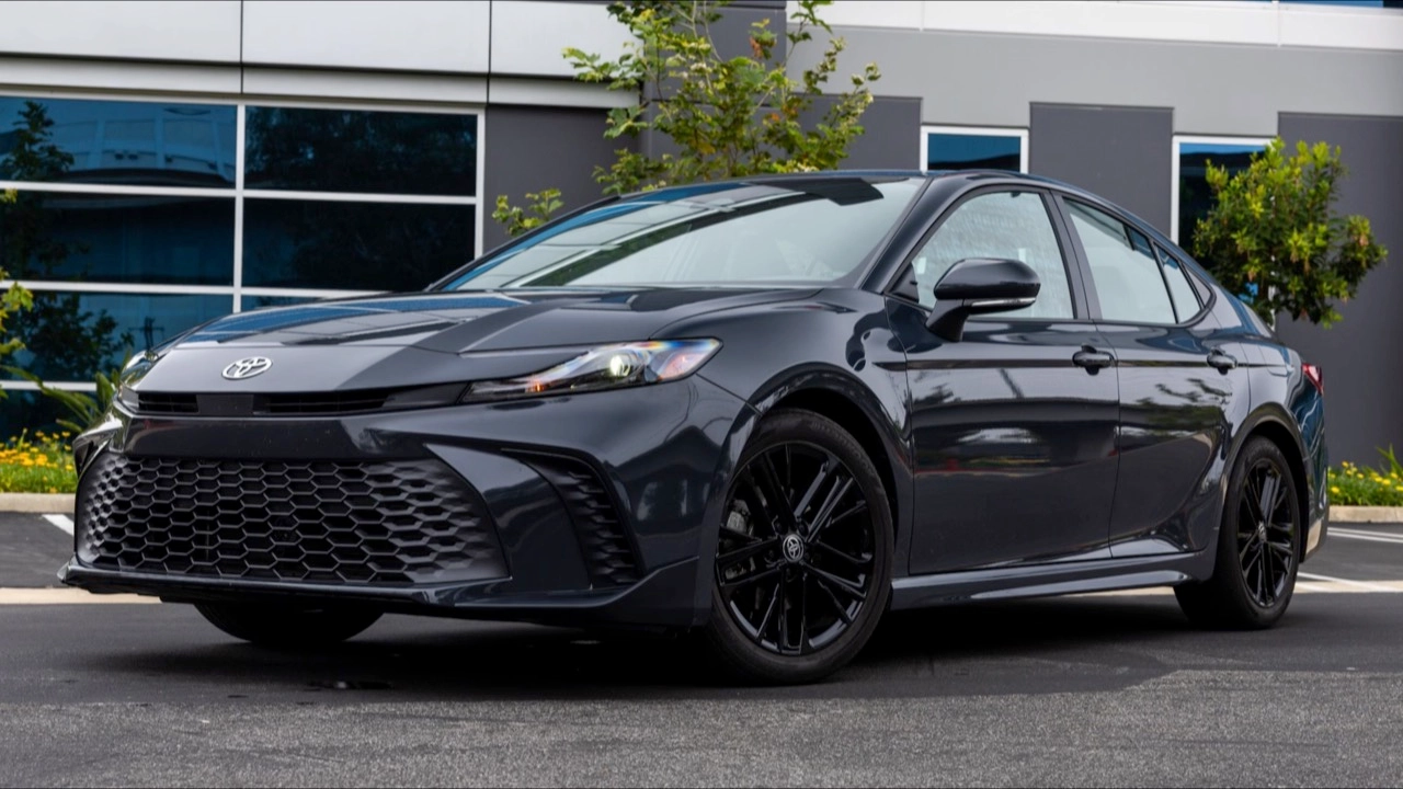 .ทำไมต้องเลือก TOYOTA HYBRID ?.