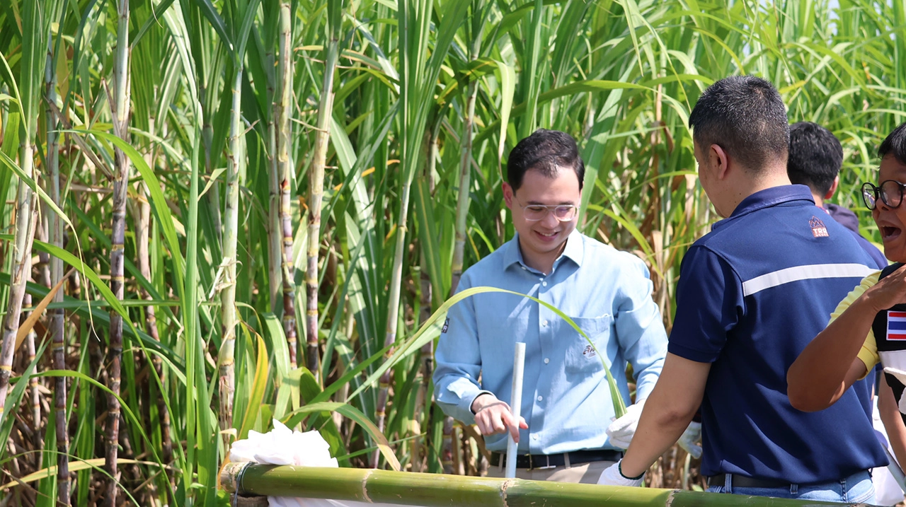 ไทยรุ่งเรือง คอร์ปอเรชั่น ร่วม จ.อุทัยธานี จัดงาน "จากเส้นใบ สู่เส้นใย" ผลักดันนวัตกรรมสิ่งแวดล้อม