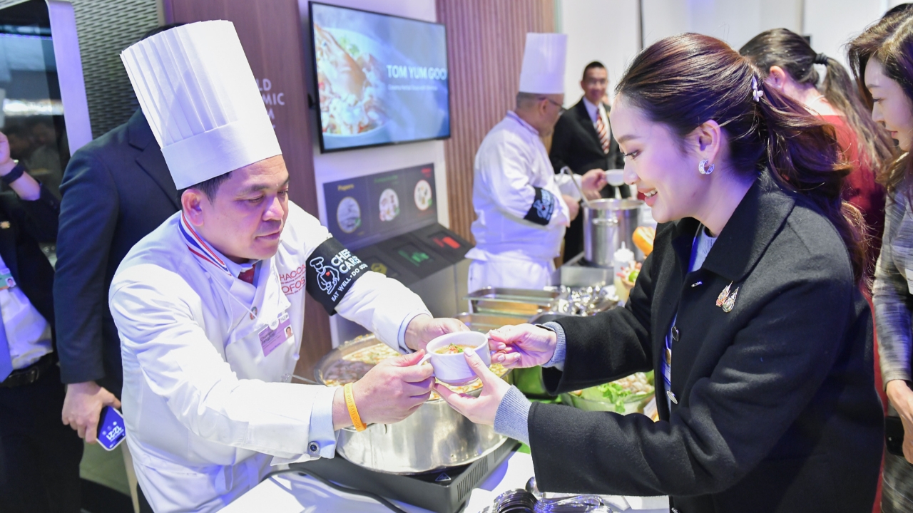 “อิ๊งค์” หารือบังกลาเทศ เห็นพ้องเพิ่มการค้า ก่อนเปิดงานชวนสัมผัสเสน่ห์อาหารไทย