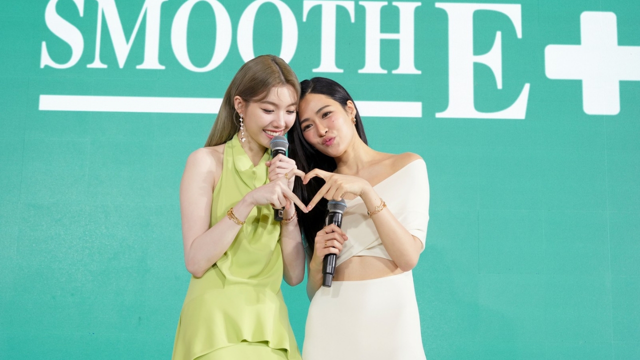 หลิง-ออม 2 สาวสุดฮอต อวดโมเมนต์สุดน่ารัก ทำแฟนๆ ฟินตั้งแต่ต้นปี 