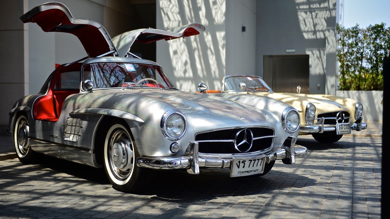 ส่องความคลาสสิค MERCEDES BENZ 300 SL GULLWING