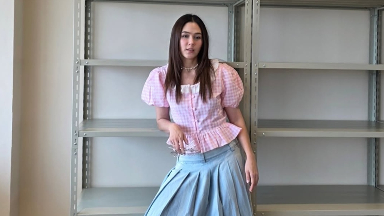 ชมพู่ อารยา พาทัวร์ออฟฟิศใหม่ รับบทแม่ค้าเต็มตัว เปิดธุรกิจขายเสื้อผ้า