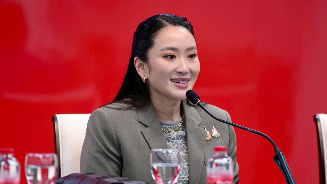 สส.เพื่อไทยให้กำลังใจ “อิ๊งค์” เผย “ทักษิณ” ให้กำลังใจทำให้พรรคเข้มแข็ง