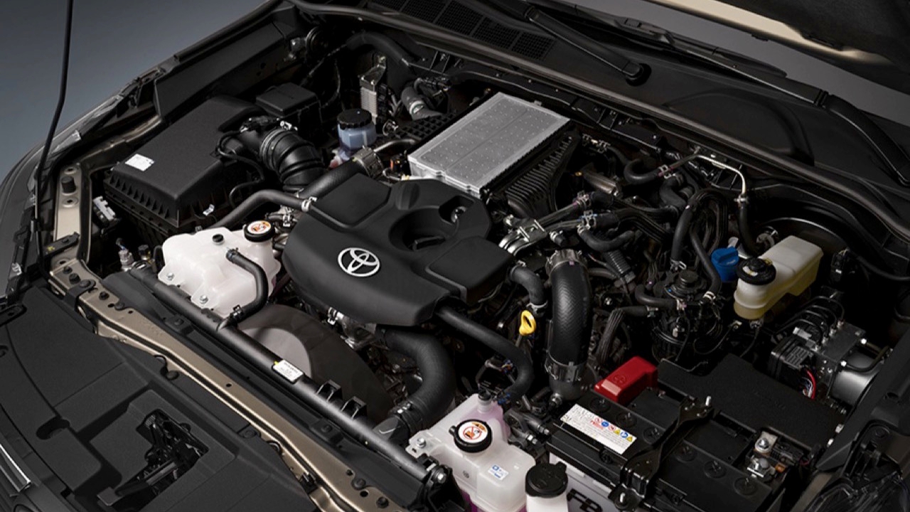  เครื่องใหม่ Toyota Hilux 2.8 +Mild Hybrid 48V