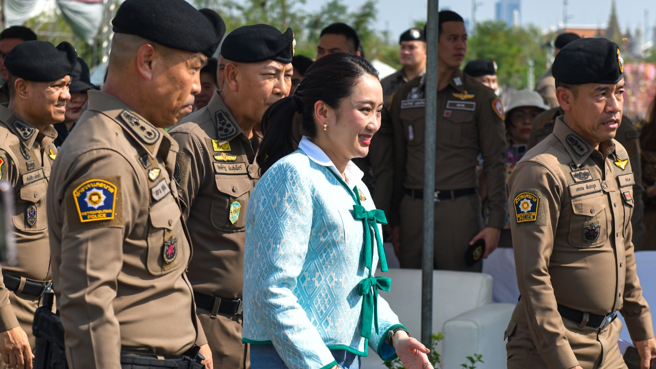 นายกฯ ปล่อยแถวตำรวจ-เจ้าหน้าที่ 1,000 นาย ดูแลประชาชนช่วงสงกรานต์ 2568