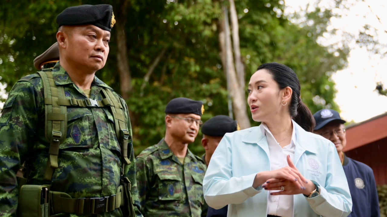 “แพทองธาร” ไปอุบลฯ แม่ทัพภาคที่ 2 ต้อนรับ ย้ำ เข้าใจไม่มีปัญหาอะไรแล้ว