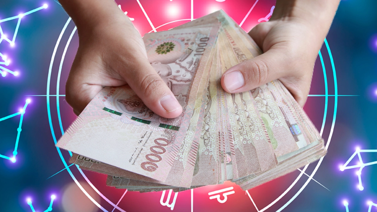 .ความรวยมาเยือน 4 ราศี ดวงการเงินเด่นชัด หยิบจับอะไรเป็นเงินเป็นทอง.