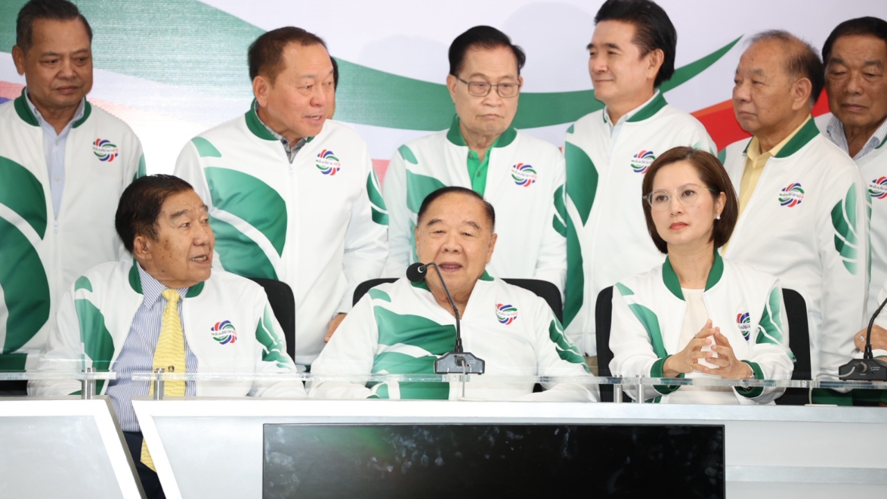 “บิ๊กป้อม” ยันพลังประชารัฐสู้ต่อ ย้ายที่ทำการพรรค พร้อมเปิดตัว 80 ว่าที่ผู้สมัคร สส.